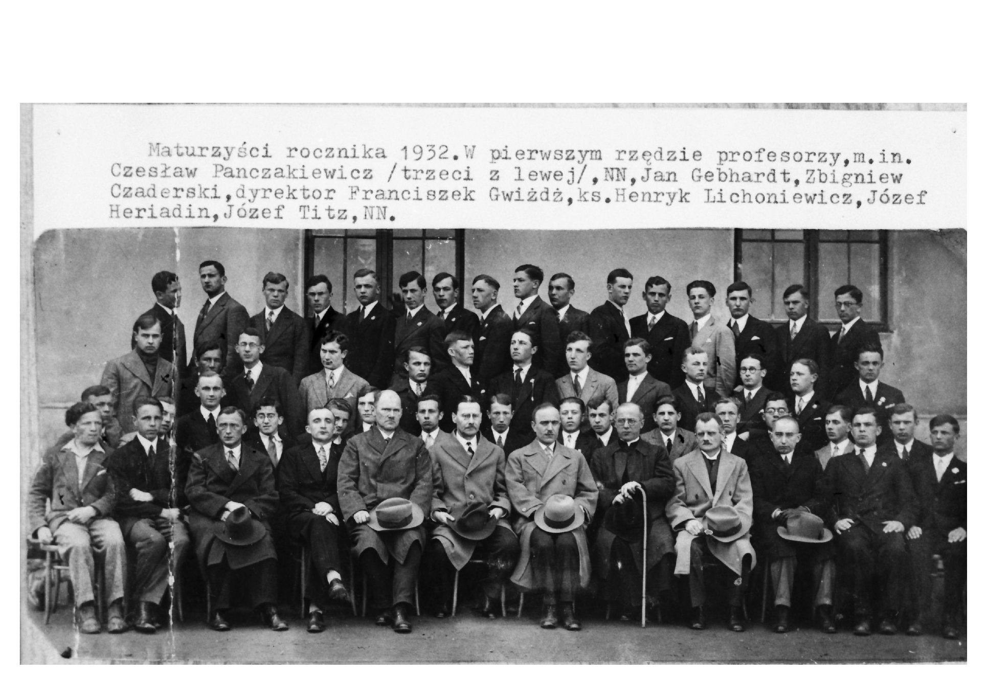 Absolwenci 1932 — strona 1