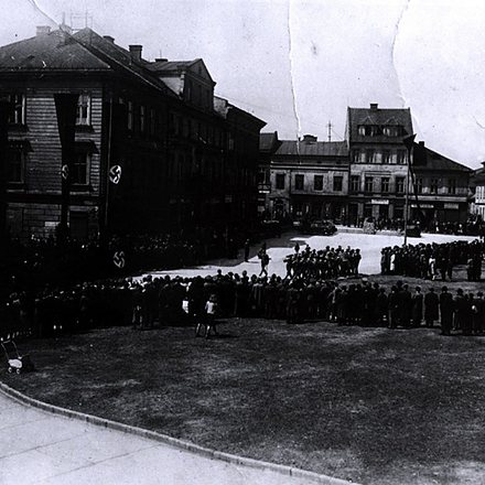 110