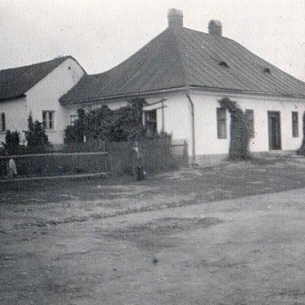 Dwór w Wadowicach nad Choczenką