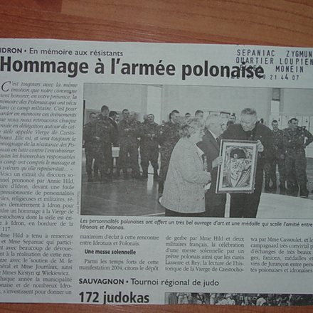 Notka prasowa z 2004. Francja.0