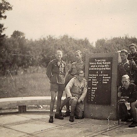 Od.lSt.Skrzyński(lekarz),Jan.Bandura(lekarz)E.Rzycki,K.Strzeszyński, Fer.Kasperkiewicz,An.Mrazek,Klauzner.