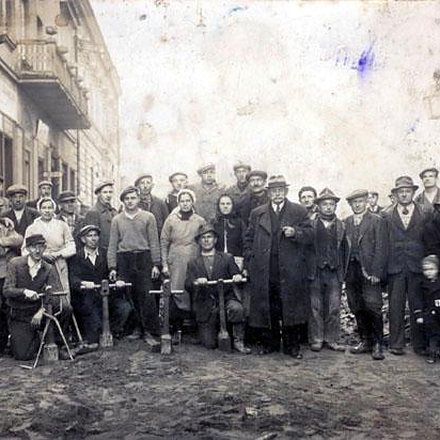Remont rynku od strony wschodniej (dziś ulica Lwowska), widok od strony Krak