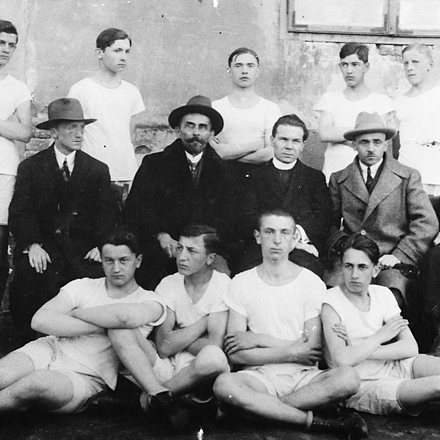 ekipa lekkoatl.gimnazjum, 19330